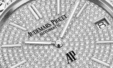 Audemars Piguet presents two new gem-set Royal Oak “Jumbo” Extra-Thin 