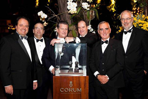 From left to right: Mario Simonsen & Mario Sergio Mello Ferreira, Directors of Iate Clube de Santos, Berardino Fanganiello, Comodore of Iate Clube de Santos, Ricardo Ramos, Director of Grifith Jewellers, Loick Peyron, Sailor & Corum brand ambassador, Jacques-Alain Vuille, Corum Vice President 