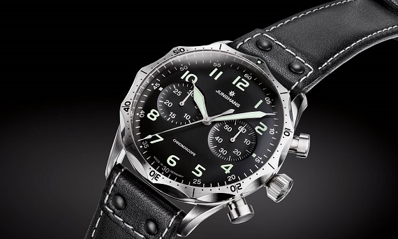 junghans aviator chronoscope