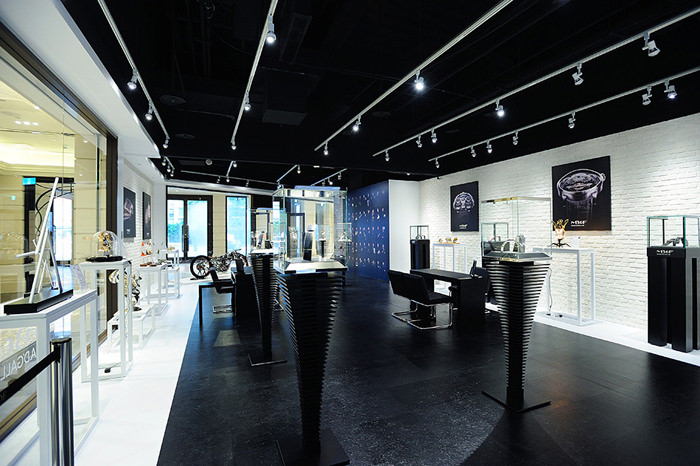 Taipei M.A.D.Gallery by MB&F