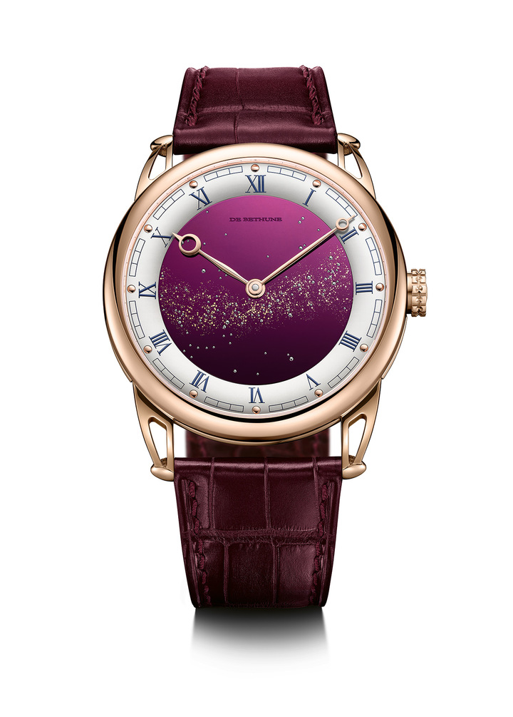 The DB25xs Starry Varius is available in an ultra-lightweight mirror-polished grade 5 titanium case and in a more classic rose gold version. Each is fitted with an extra-supple double alligator leather strap.
