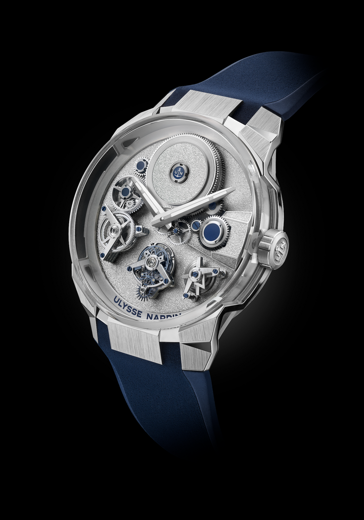 Blast [Free Wheel Maillechort]: High-complication UN-176 movement featuring a flying tourbillon with constant escapement, double flying barrel and nickel silver dial beneath a sapphire crystal dome.