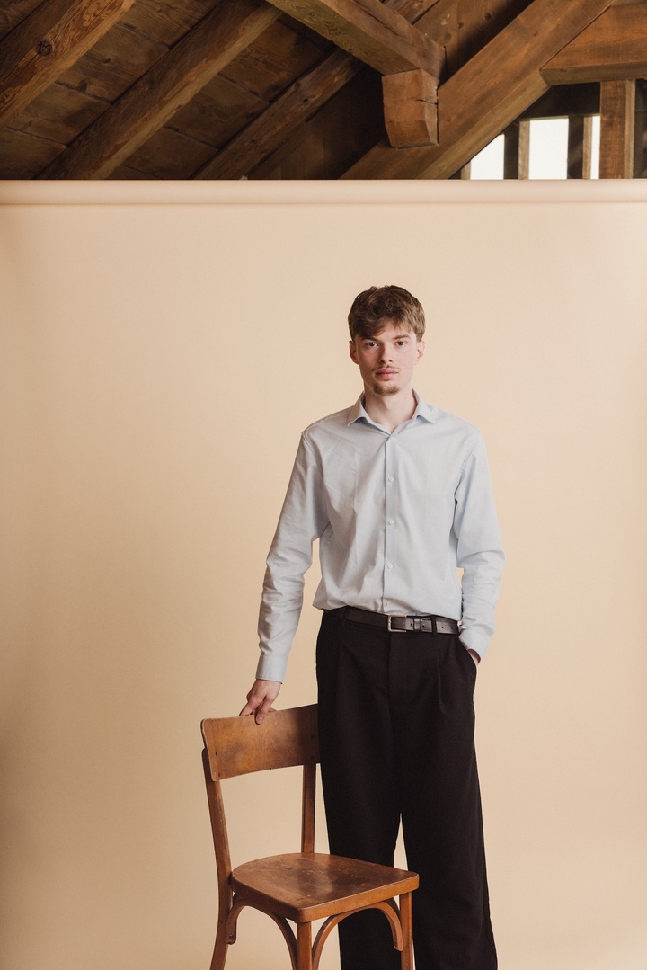 Aymeric Peters won first prize in the apprentice category of the Cartier Watchmaking Prize for Talents of Tomorrow with Silence Choisi.