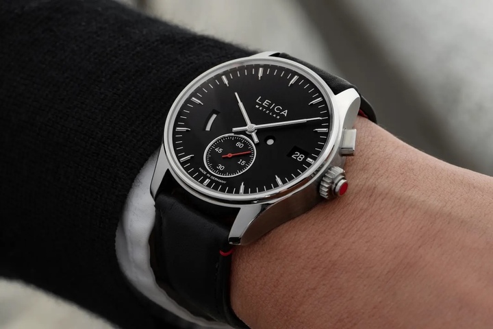 The name ZM refers to the origins of the earliest watches, which were referred to as ‘Zeitmesser' (i.e. ZM) in German, meaning ‘timepiece'. The design of the watches draws on the rich brand heritage, with many iconic Leica camera and lens elements incorporated into the watches: the dial cut-outs, the power reserve indicator, and even the softly rounded lugs when viewed from the side.