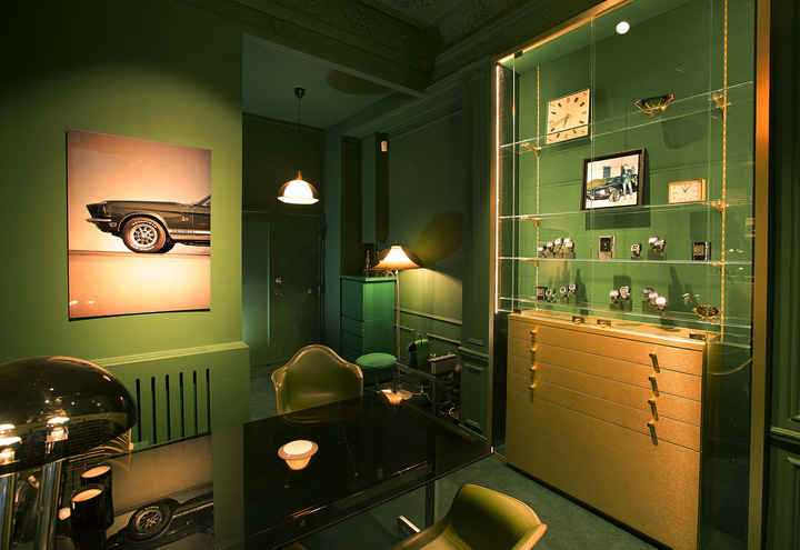 The March LA.B store in Paris