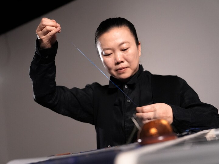 In Wang Limin's atelier, where the strap of the Luo River Automaton was entirely hand-embroidered.