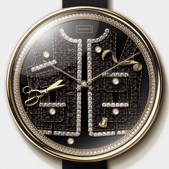Chanel Mademoiselle Privé Pique Aiguilles with hand engraving by Jeanne-Valentine Ulrich.