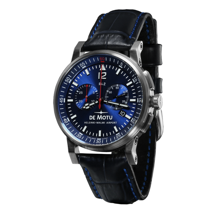 De Motu R 42 MK II in polished steel. Swiss quartz movement. (1,420 €)