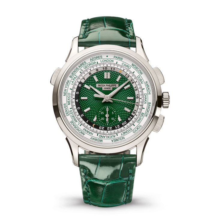 2016 – WORLD TIME CHRONOGRAPH REF. 5930 39.5 mm – CALIBRE CH28-520 HU: Integrating two sophisticated complications, such as a World Time display and chronograph functions, presents a significant challenge. Prior to the introduction of the Ref. 5930, this had been achieved only once before, in a Patek Philippe watch from the 1940s (Ref. 1416-1 HU).