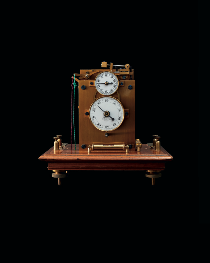 Löbner's chronoscope, an electro-mechanical clock accurate to one thousandth of a second.