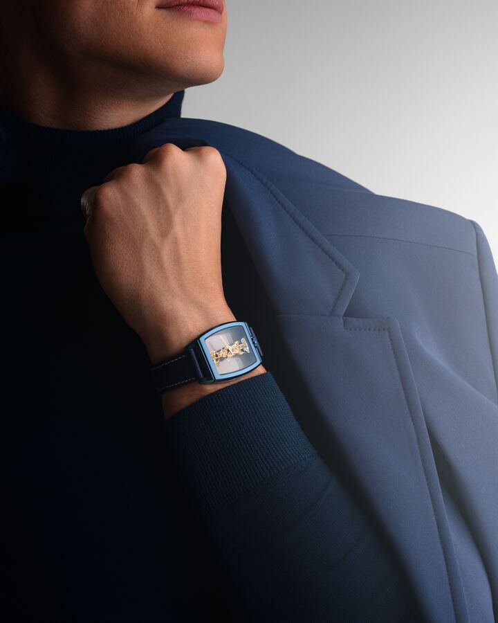 At the same time, Corum is unveiling six new Golden Bridge references, including five Golden Bridge Sapphire models - three versions each offered with either a white gold or 5N movement. Their common feature: a new 100% sapphire case, the first ever created for a Golden Bridge, reconnecting with the spirit of transparency of the earliest versions.