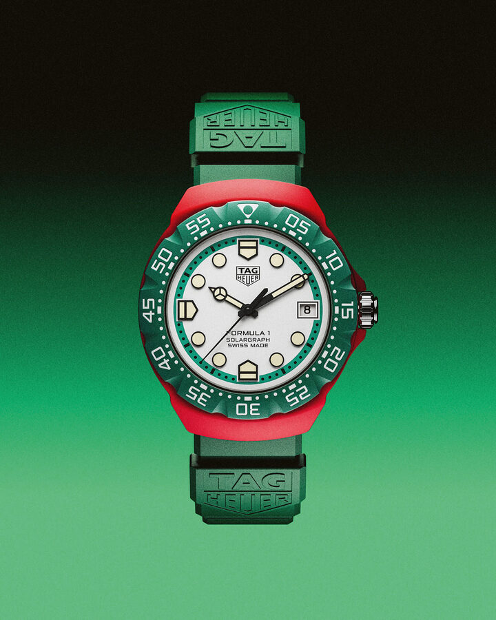 The TAG Heuer Formula 1 Solargraph: a new range of watches featuring a refined 38mm case, upgraded finishing including sandblasted steel and DLC treatment, enhanced ergonomic design, eye-catching colourways and, of special note, the Solargraph movement.