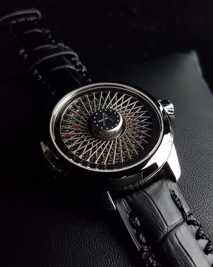 Race 3D inspired by the iconic 1962 Ferrari 250 GTO