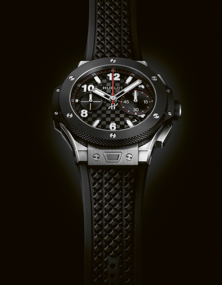 The Big Bang's 20th Anniversary editions are available in Hublot's most emblematic materials, respectively Titanium Ceramic, King Gold Ceramic, Red Ceramic, All Black ceramic, and Magic Gold. 
