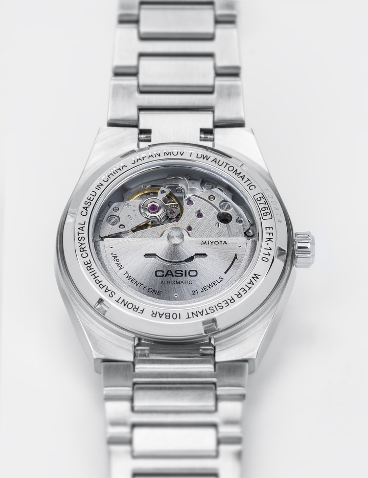 Casio Automatic: a new era dawns for the Japanese manufacturer traditionally associated with quartz, which is now entering the field of mechanical watchmaking.